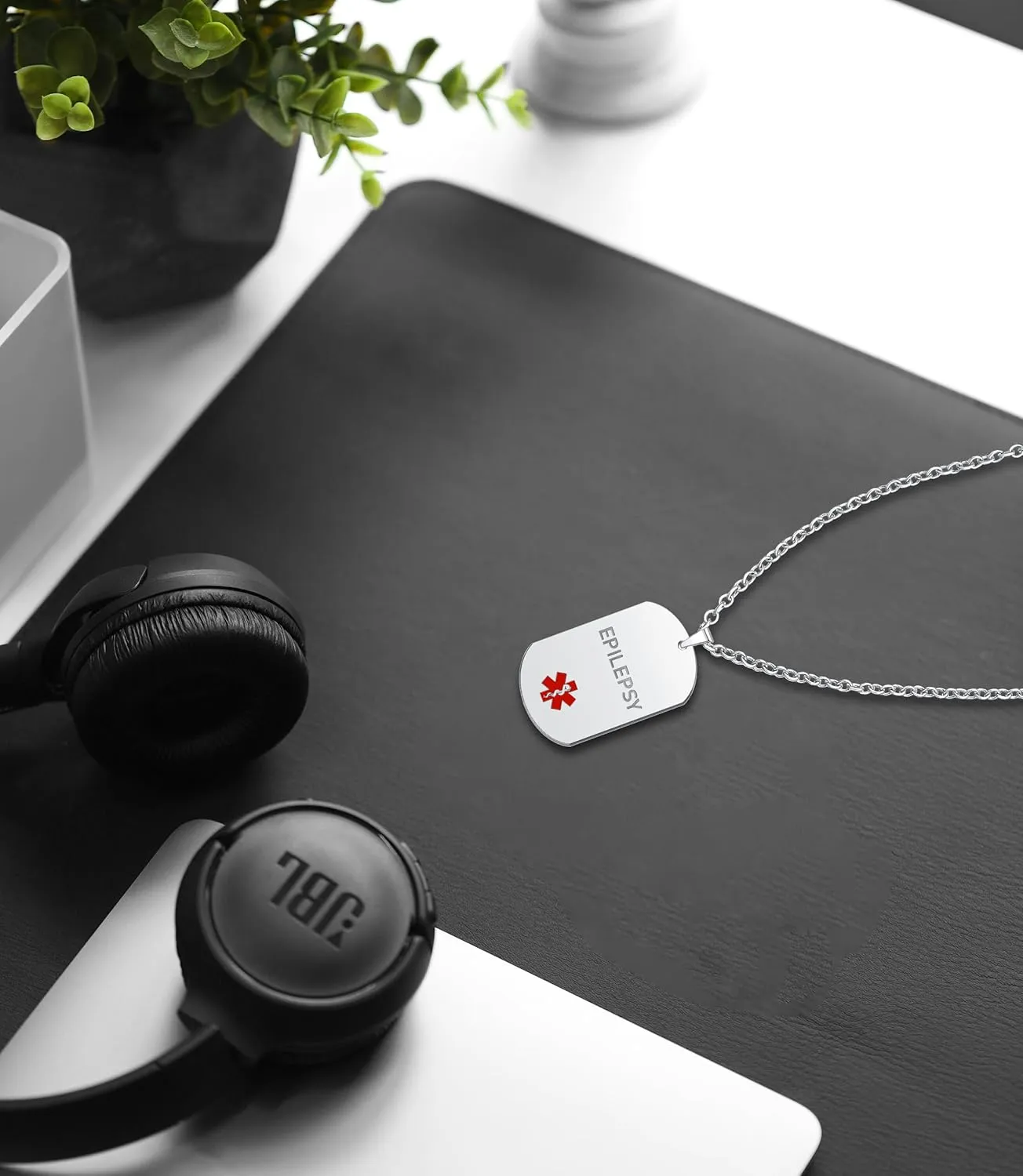 Custom Medical Alert Necklace for Men Women Personalized Stainless Steel Awareness Engraved ID Emergency Dog Tag Pendant Medical Alert Jewelry