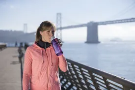 LifeStraw Go Water Filter Bottles with 2-Stage Integrated Filter Straw for Hiking, Backpacking, and Travel (Pack of 2), Purple and Blue